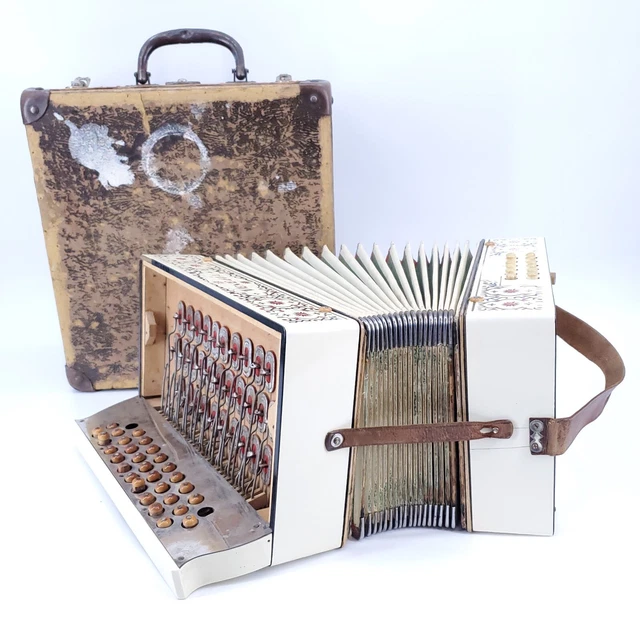 Working Venezia Accordion Vintage Squeeze Box W/Case Germany Missing Buttons