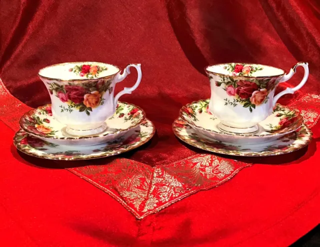 Royal Albert  Old Country Roses 2 Tea Cup Trios Vintage 1st quality England E67