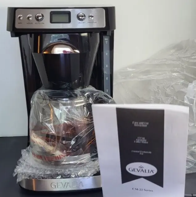 NIB Gevalia Kaffe Black, Glass-12 Cup Automatic Coffee Maker J72 CM2205