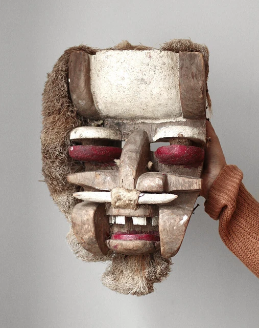 Fine old Guere/Krahn war mask, Cote d'Ivoire, Liberia