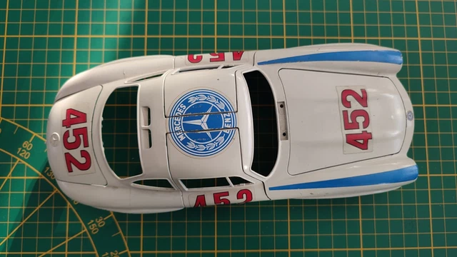 Carcasse Carrosserie Miniature Bburago Mercedes-Benz SSK 1928 à L'Échelle 1/18 - Occasion