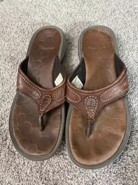 Merrell Sandals Womens 7 Brown Leather Flip Flop Thong Basic Rubber Gripper Sole