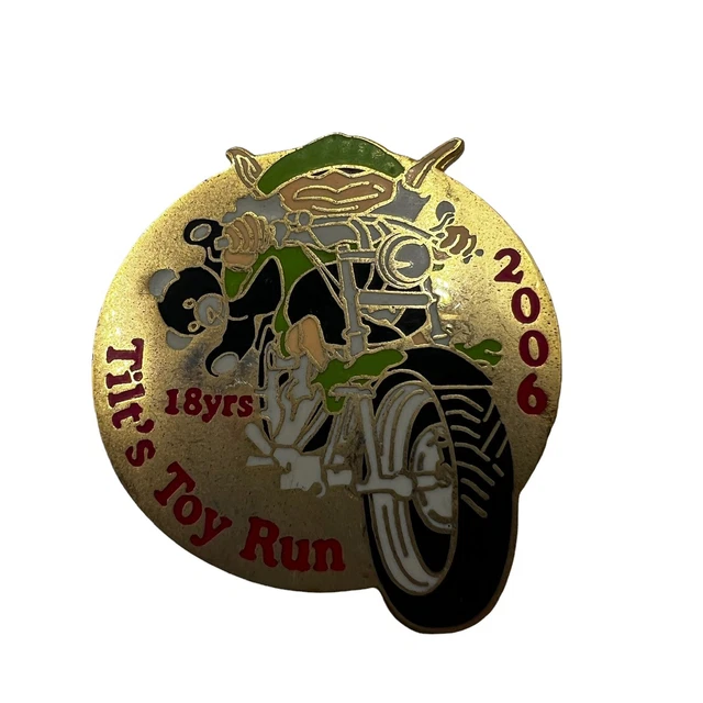 Tilts 18Th Annual 2006 Toy Run Collectible Pin Badge Motorcycle Biker Elf Santa