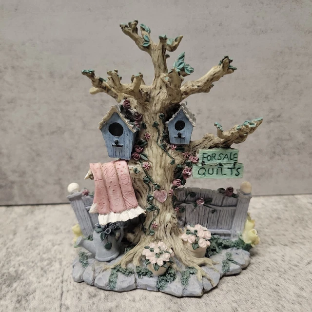 Ivy & Innocence Village 1997 The Quilt Tree 05152 Collector Figurine No Box