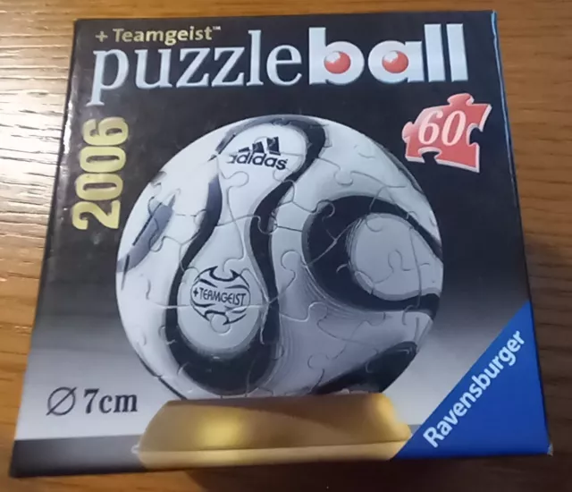 Ravensburger Puzzle 3D Official Bundesliga Match Game Foot Ball