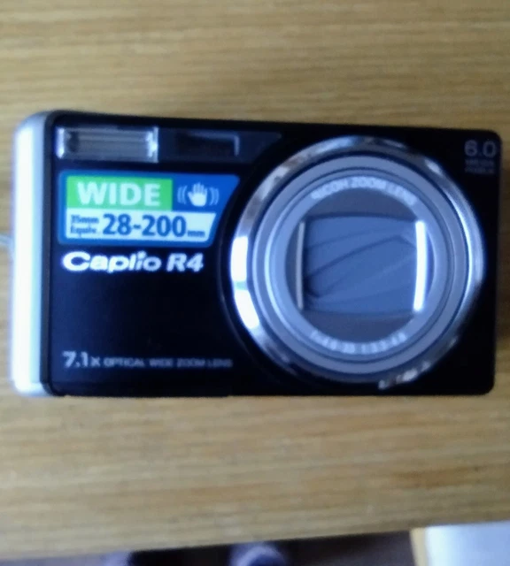 Ricoh Caplio R4 6.0 MP Compact Digital Camera Black Tested with accessories