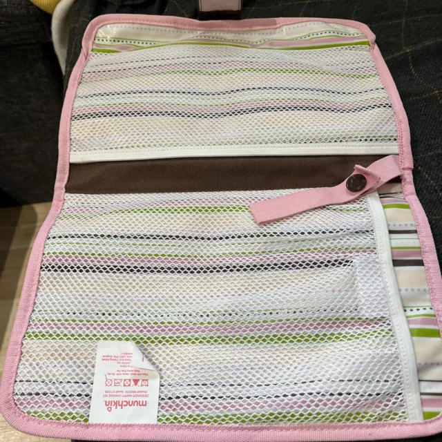 Munchkin Multipurpose Nappy Changing Bag | Fold Out | Travel Case for Baby |... 2