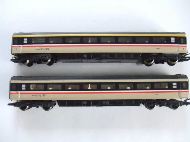 PAIR OF HORNBY BR Mk3 InterCity 125 Coaches - 00 Gauge. R433/4 ...