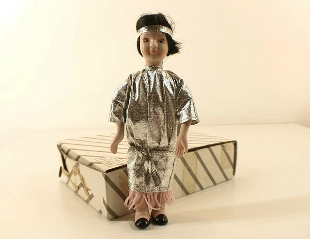 Blanche Porte Poupée En Porcelaine - Édition 100e Anniversaire 1893/1993, Neuve En Boîte, 20 Cm
