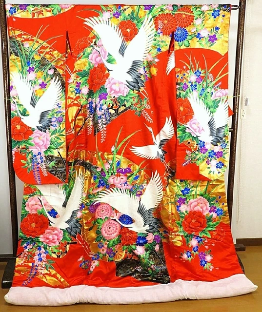 Japanese Kimono Uchikake Luxurious Wedding Pure Silk Crane Flower Red K422