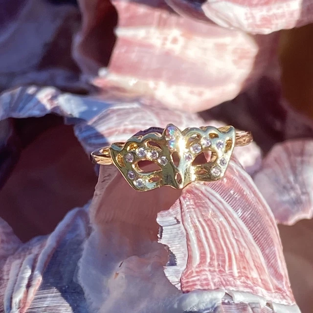 Gorgeous Masquerade Mask Gold Tone Fragrant Jewels Ring Size 6 NEW Never Worn!