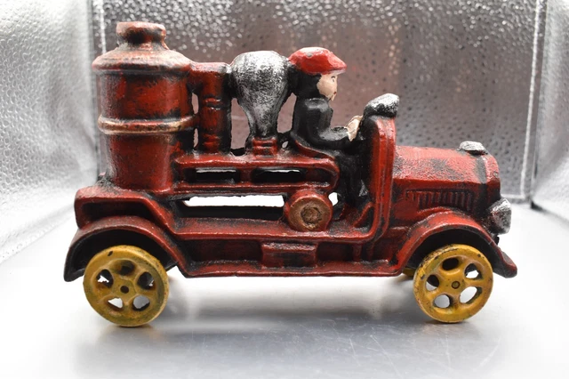 VINTAGE CAST IRON Fire Truck Pumper unbranded. $10.00 - PicClick