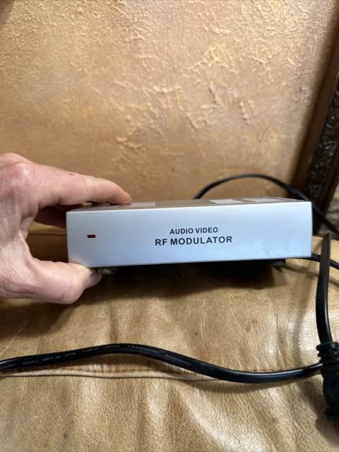 Video Audio RF Modulator Model WS 007