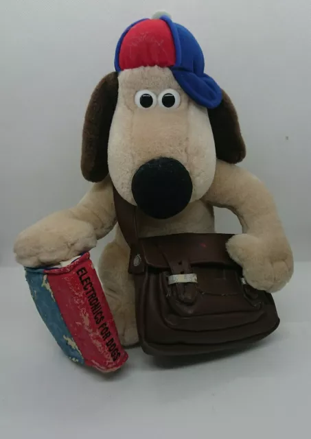 Wallace And Grommit school boy Grommit dog With Bag And Book Rare 1989