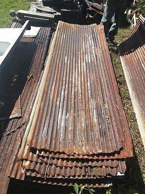 ONE Vintage 8 ft Corrugated Roof Panel Tin Old Rusty Metal PICK UP ONLY  105-18J