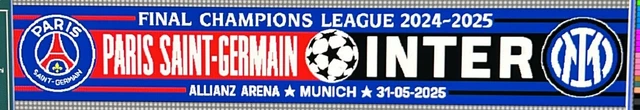 BUFANDA OFICIAL DEL SEVILLA FC DE LA SEMIFINAL DE LA UEFA CUP DEL AÑO 2007