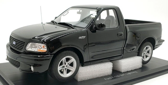 1/18 : Le Ford F-150 SVT Lightning en précommande chez DNA