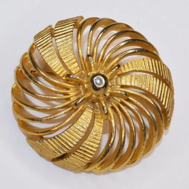 NEUF ORIGINAL BOITE Signé Gerry's Doré Texturé Fleur Forme Broche EUR