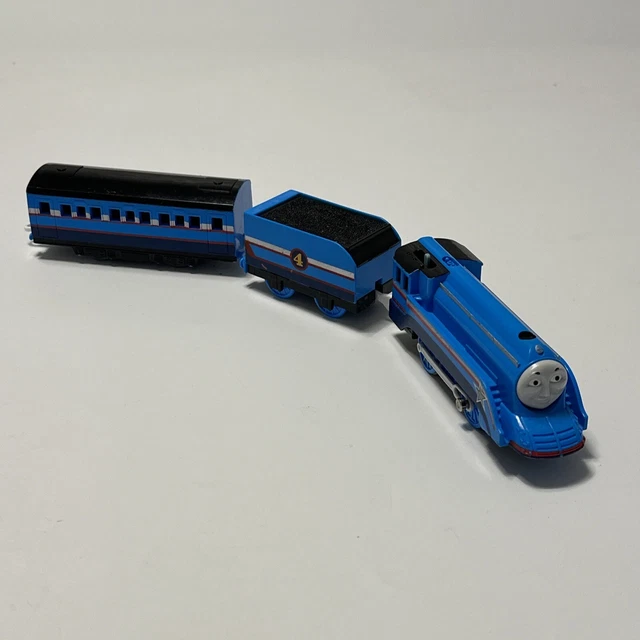 Thomas and friends trackmaster shooting sales star gordon