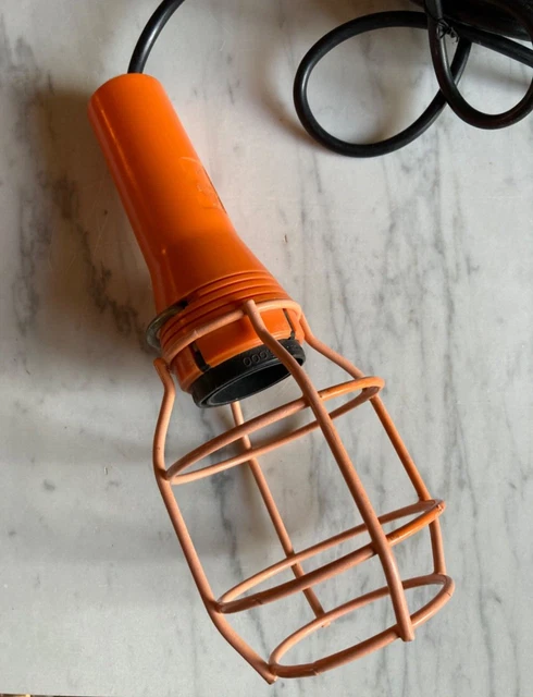Ancienne Lampe Baladeuse d'Atelier Orange. Vintage Déco Loft