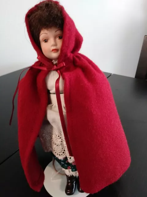 AVON Fairy Tale Little Red Riding Hood Porcelain Doll Collection w/Box 1985 Crea