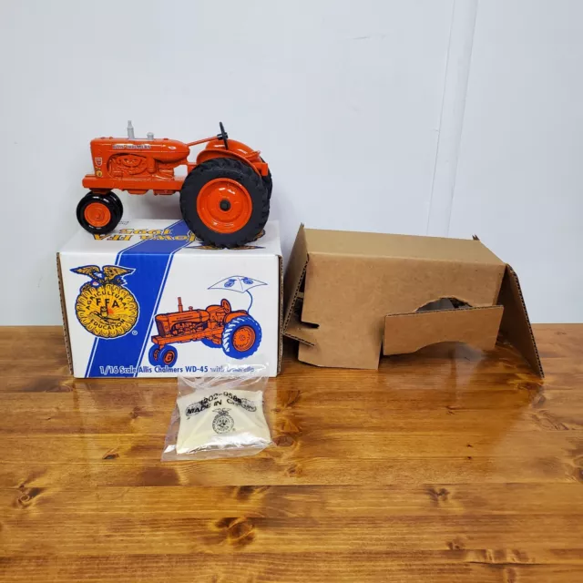 Allis-Chalmers WD-45 With Umbrella 1995 Iowa FFA By Ertl 1/16 Special Edition