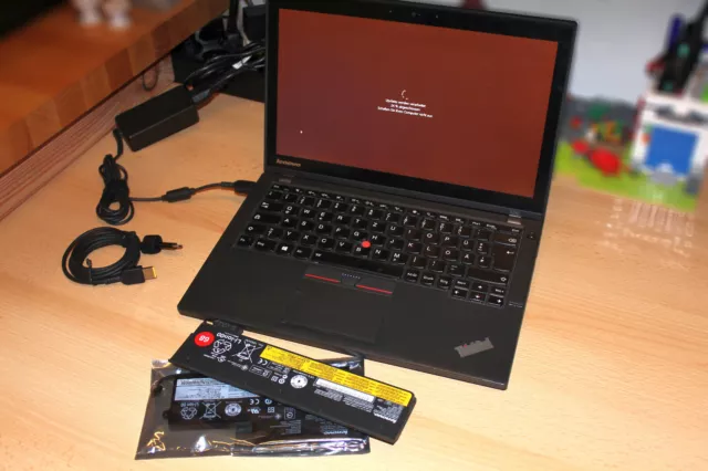 Lenovo Thinkpad X240 i5-4300U 8GB 256GB 12.5" FHD Touch inkl. Ersatz-Akkus