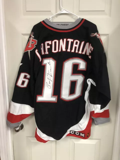 Mail Day: LaFontaine CCM and Turdburger : r/sabres