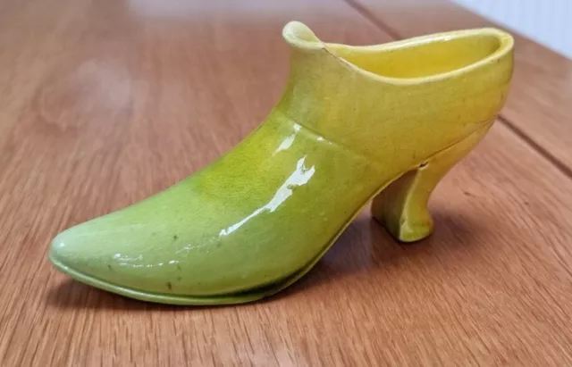 Vintage Bretby Pottery Green & Yellow Trinket Pot / Spill Vase Shoe or Boot 1194