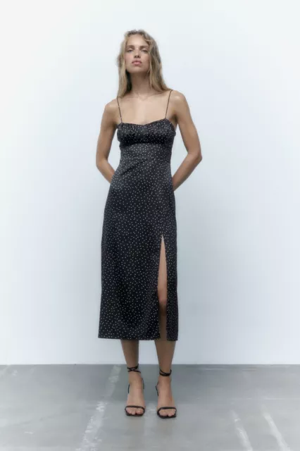 Zara robe a online pois