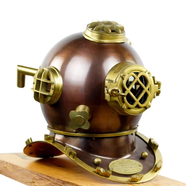 Sculpture de casque de plongée scuba en laiton et cuivre des années