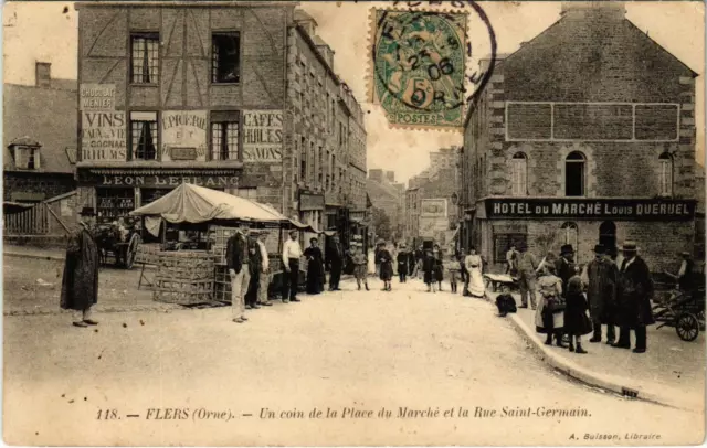 CPA Flers Orne - Un coin de la Place du Marche et la Rue Saint.-Germain (800421)