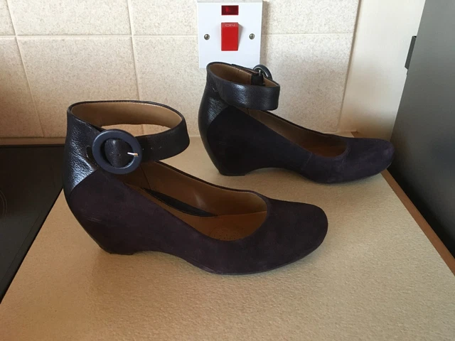 Clarks capricorn moon top