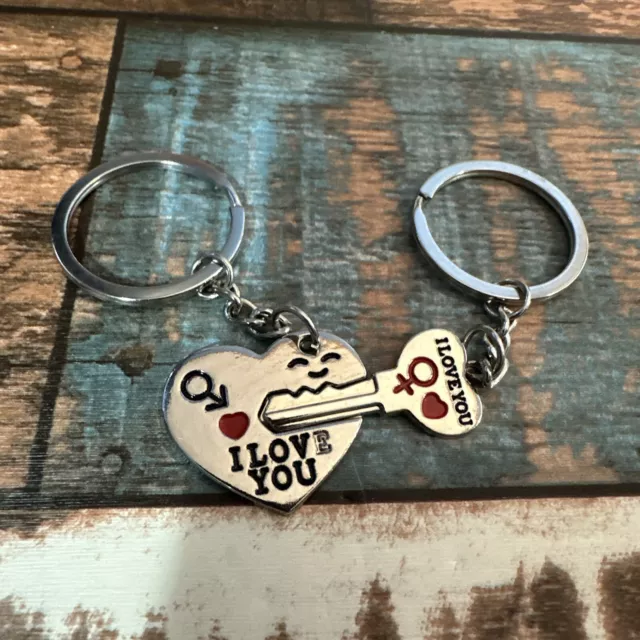 Couple Gifts for Boyfriend Girlfriend Cute Anniversary Keychains Gifts for  Him