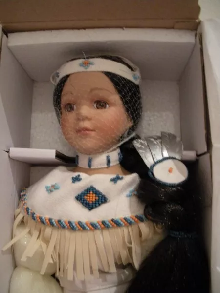 Chenoa Indian Doll Heritage Signature Collection Native American Porcelain Doll