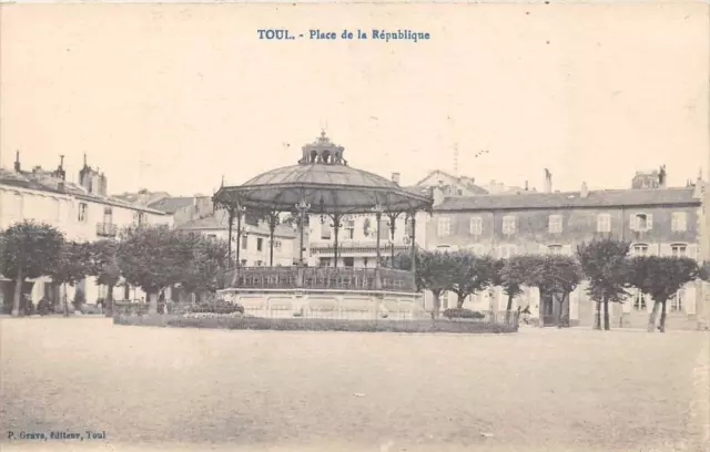 Cpa 54 Toul Place De La Republique