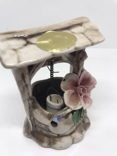 Vintage Nuova Capodimonte Wishing Well Flower Made in Italy Ceramic Porcelain