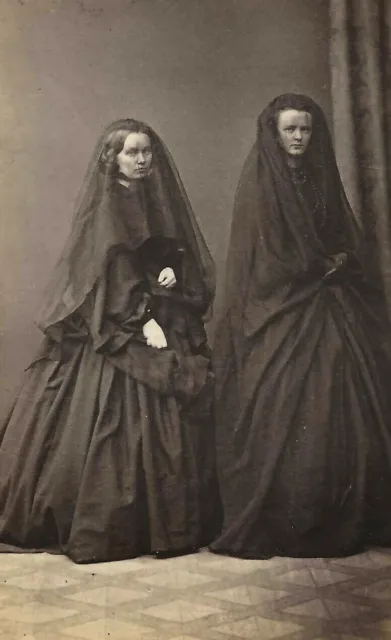 Antique Creepy Sisters Photo 1927b Odd Strange & Bizarre