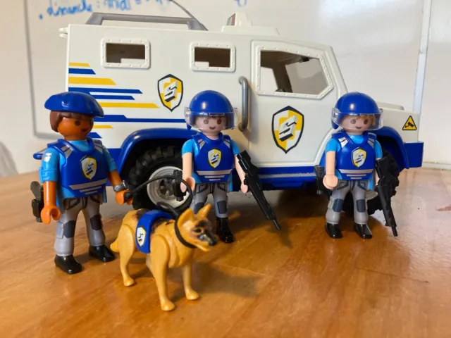 Playmobil Barrage de police avec un chien 