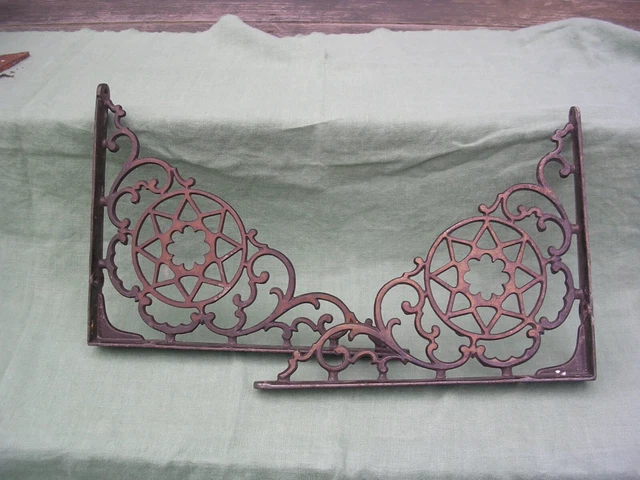 Antique Original Victorian Pair (2) Cast Iron Wall Shelf Brackets 2