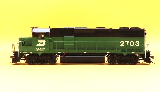 Athearn Genesis 65619 Burlington Northern Gp39-2 Phase Ii 2703 Dcc/Sound/Leds Ho