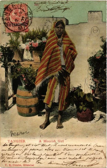 CPA AK TANGER A Moorish Girl MAROC (720003)