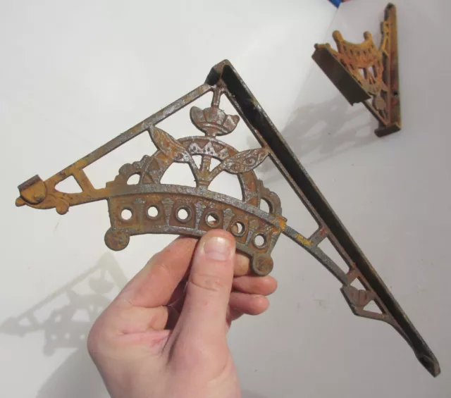 Victorian Iron Cistern Shelf Brackets Holders Shelve Old Antique Art Nouveau 6"D