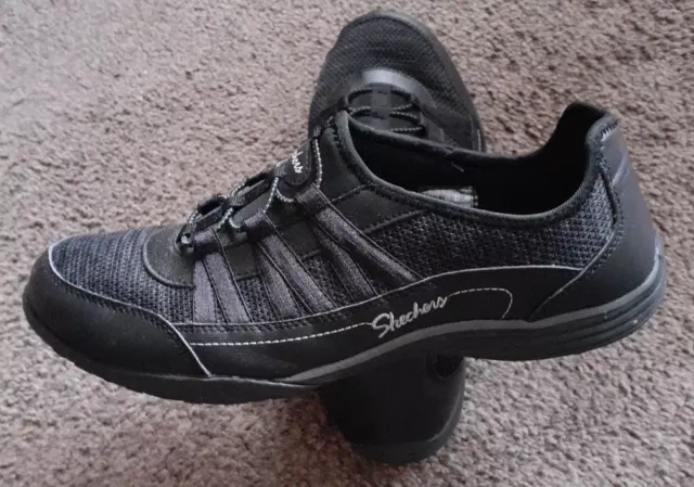 SKECHERS FITSTER SLIP On Ladies Shoes UK7 BLACK 9.99
