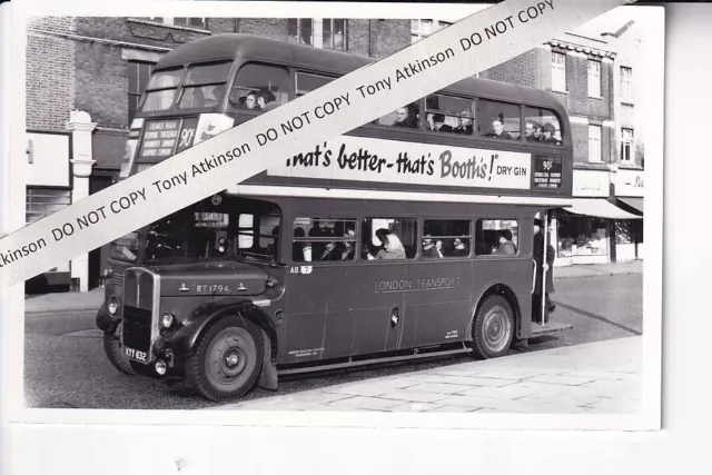 London Transport - Rt Type Bus - Rt1794 - Kyy632 - On Route 90C - Photo - B12557