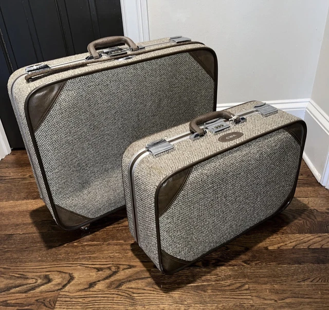 VINTAGE TWEED SUITCASES Luggage Skyway Combination lock BOTH PIECES EUC
