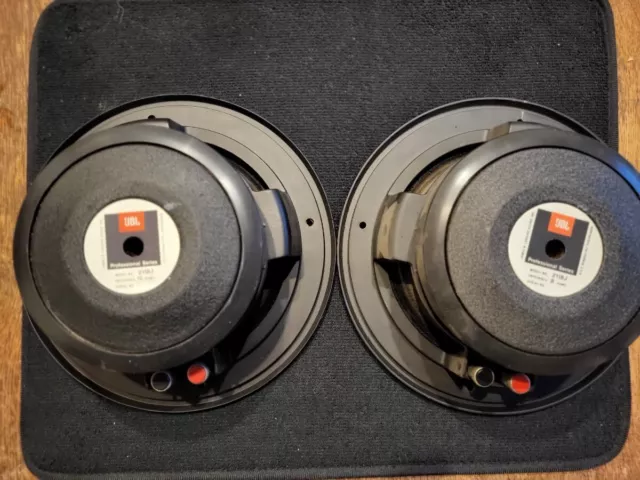 Paar von   JBL 2118J  Vintage HiFi   Bass  8 Ohm 16 Ohm Guter Zustand!!