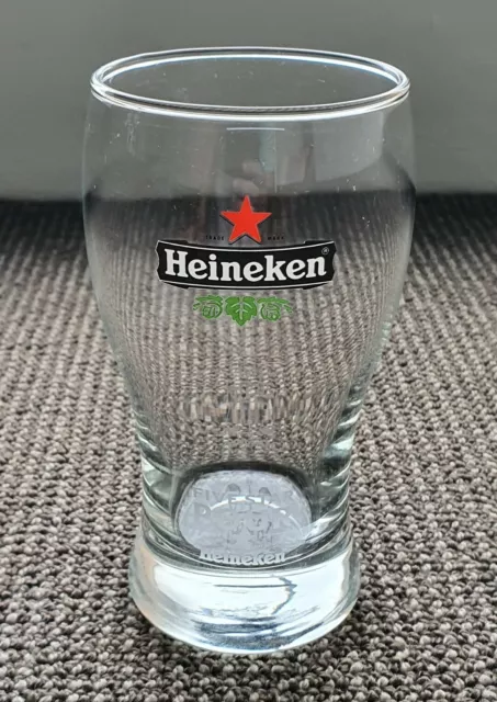 🔶️HEINEKEN MAN CAVE HOTEL QUALITY BEER GLASS 285mL 14cm ADVERTISING BREWERANIA