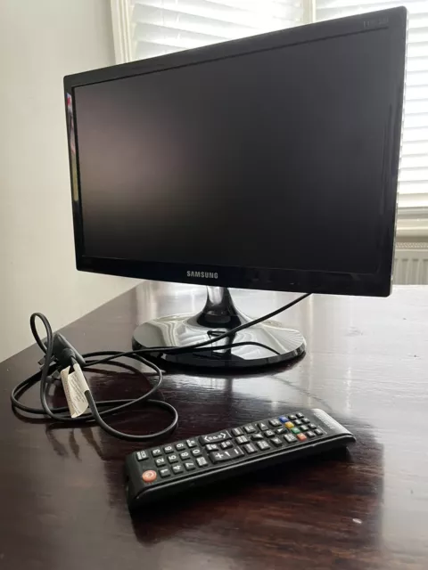 Monitor TV LED 19 T19C300EW