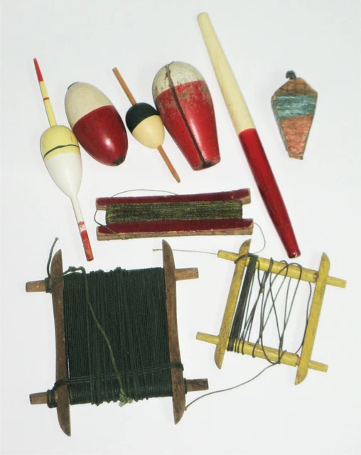 LOT OF VINTAGE Fishing Wooden Spool Line Winders and Bobbers LOT OF VINTAGE Fishing Wooden Spool Line Winders and Bobbers